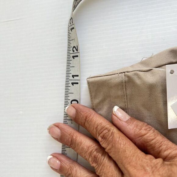 Lot Of 2 Classroom Uniforms Girls Bermuda Shorts Size 6X Khaki NEW - Picture 6 of 10